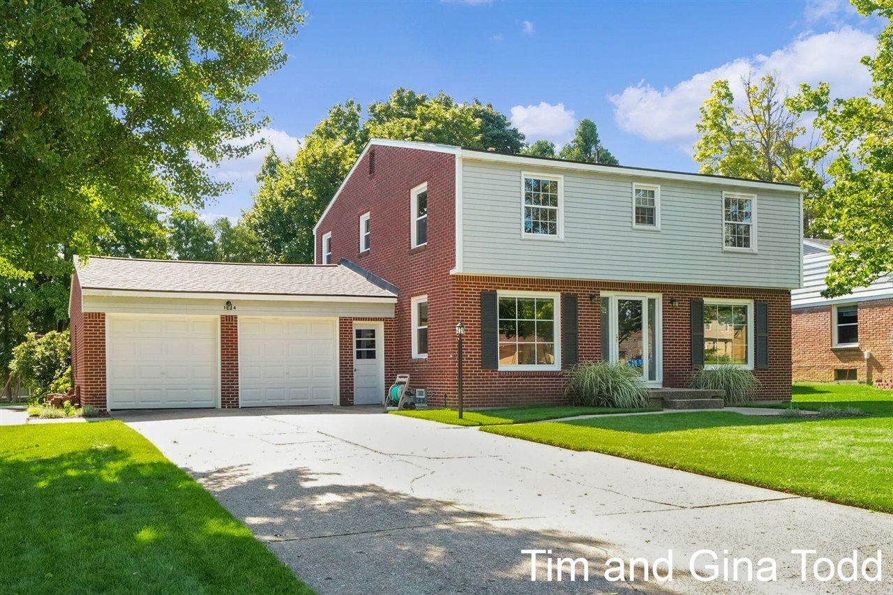 Millbrook St, Grand Rapids, MI 49508
