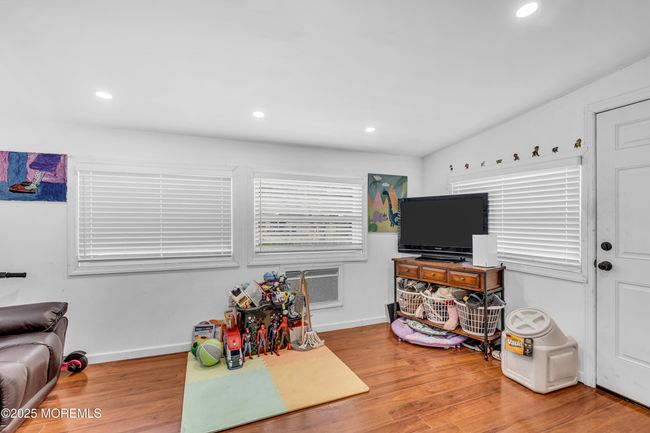 111 3 Rd St, House other with 3 bedrooms, 1 bathrooms and null parking in Barnegat NJ | Image 4