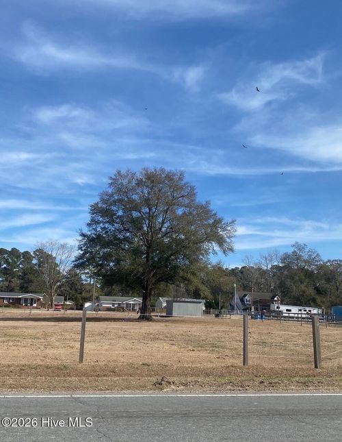 6205 Blossom St, Castle Hayne, NC, 28429-5505 | Card Image