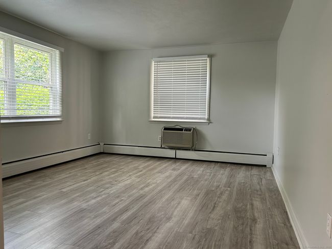 102 - 18 Sherman St, Home with 1 bedrooms, 1 bathrooms and null parking in Hartford CT | Image 5