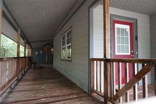 280 Linn St, Onalaska, TX, 77360-7420 | Card Image