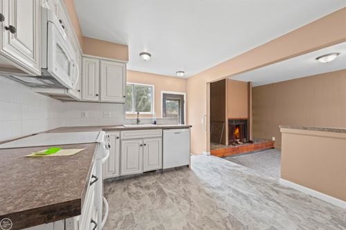 30009 Paul Ct, Warren, MI, 48092-1805 | Card Image