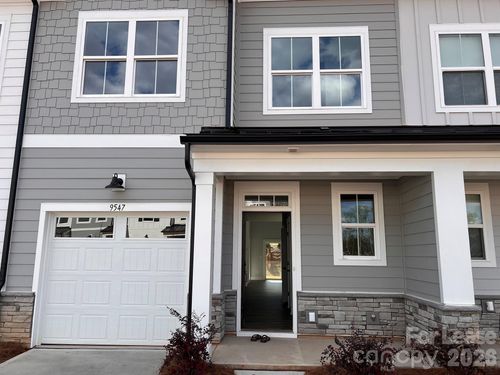 9547 Munsing Dr, Charlotte, NC, 28269-4959 | Card Image