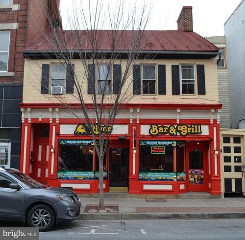 one-127 N Market Street, FREDERICK, MD, 21701 | Card Image