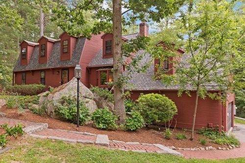 49 Noon Hill Ave, Norfolk, MA, 02056-1136 | Card Image