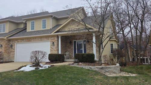 781 Manor Hill Pl, Sugar Grove, IL, 60554-7833 | Card Image