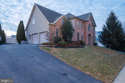 1107 Kent Drive Drive, MECHANICSBURG, PA, 17050 | Card Image