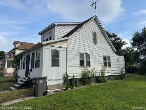 35 Bell St, Ecorse, MI, 48229-1805 | Card Image