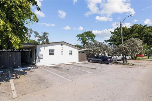 apt-2-3981 Sw 12th Pl, Fort Lauderdale, FL, 33312-3469 | Card Image