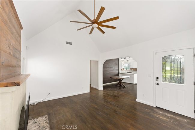 1944 Chariton St, House other with 3 bedrooms, 2 bathrooms and 2 parking in Los Angeles CA | Image 13