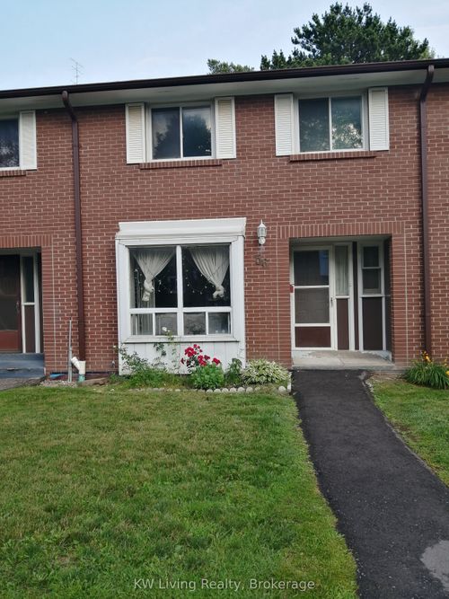 56-3065 Lenester Dr, Mississauga, ON, L5C2B8 | Card Image