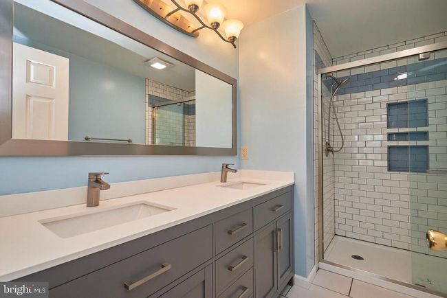 6362 Dakine Cir, Townhouse with 3 bedrooms, 4 bathrooms and null parking in SPRINGFIELD VA | Image 34