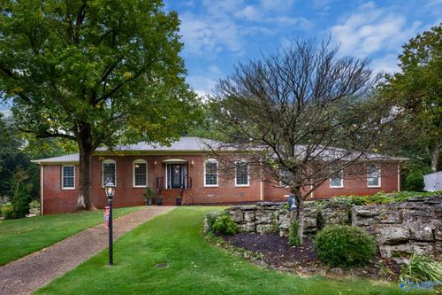 820 Tannahill Dr Se, Huntsville, AL, 35802-1956 | Card Image