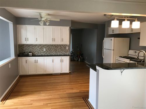 4626 Shell Ct, Warren, MI, 48091-1137 | Card Image