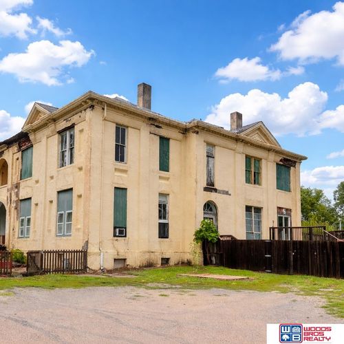 1418 High St, Beatrice, NE, 68310-3137 | Card Image