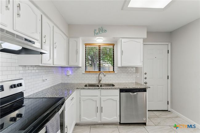226 Gruene Rd, House other with 3 bedrooms, 2 bathrooms and null parking in New Braunfels TX | Image 14