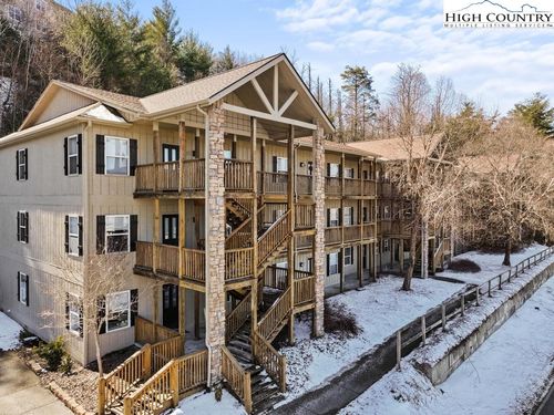 17-800 Meadowview, Boone, NC, 28607 | Card Image