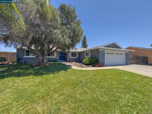 11 Encina Pl, Pittsburg, CA, 94565-6548 | Card Image