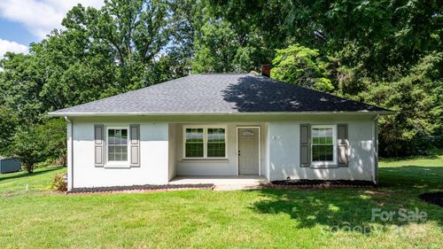 921 Spencer Rd Ne, Conover, NC, 28613-8217 | Card Image