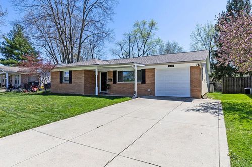 415 Denwood Dr S, Gahanna, OH, 43230-2015 | Card Image