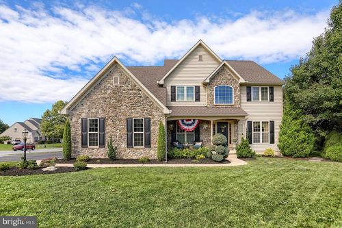 1041 Castle Maine Court, ELIZABETHTOWN, PA, 17022 | Card Image