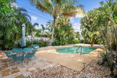 1518 Lance Road, House other with 3 bedrooms, 2 bathrooms and null parking in Jupiter FL | Image 1