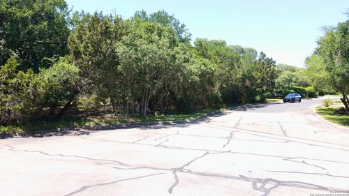 109 Tuscarora Trl, Shavano Park, TX, 78231-1427 | Card Image