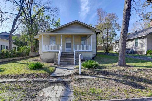 203 Augusta St, West Columbia, SC, 29169-7615 | Card Image
