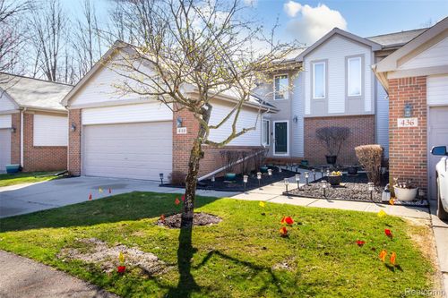 50-448 Ravencrest Ln, Westland, MI, 48185-5006 | Card Image
