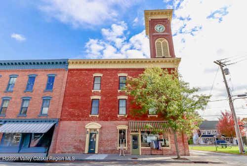 1-1 Main St, Chatham, NY, 12037-1202 | Card Image