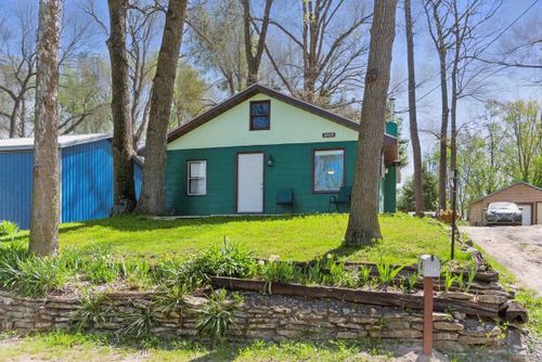 2409 S Stone St, Albion, IN, 46701-9351 | Card Image