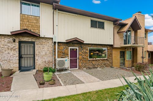 5901 Barge St, Yakima, WA, 98908-3097 | Card Image
