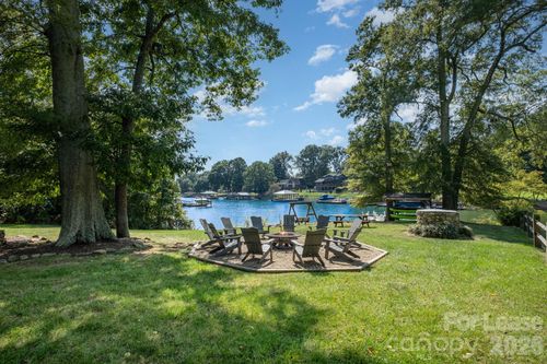 118 Waterfowl Ln, Mooresville, NC, 28117-8144 | Card Image