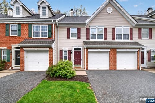 75 Washington Ct, Towaco, NJ, 07082-1243 | Card Image