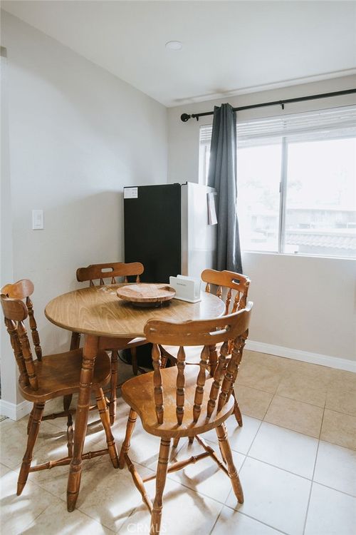 g-1554 Border Ave, Corona, CA, 92882 | Card Image