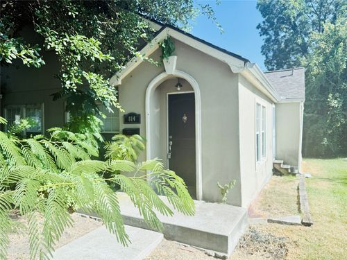 814 W College St, Sherman, TX, 75092-5703 | Card Image