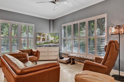apt-101-2617 Ne 14th Ave, Wilton Manors, FL, 33334-4392 | Card Image