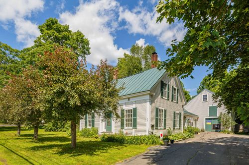 97 North Street, Dover-Foxcroft, ME, 04426 | Card Image