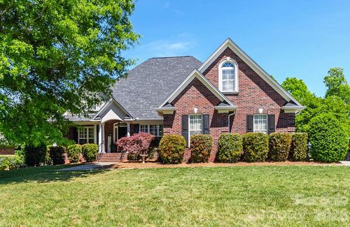 218 Kaitlyn Ln, Kings Mountain, NC, 28086-3951 | Card Image