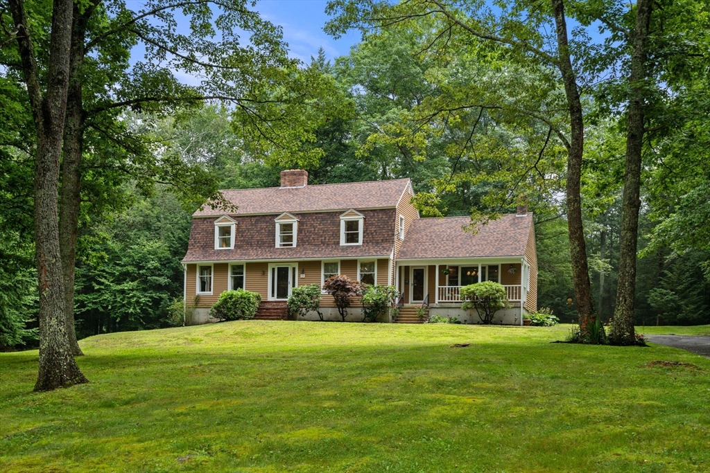 Barre Rd, Hubbardston, MA 01452