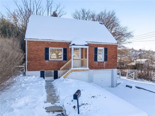 1809 Omar St, West Mifflin, PA, 15122-3701 | Card Image