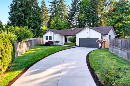 8716 157th Street Ct E, Puyallup, WA, 98375-6729 | Card Image