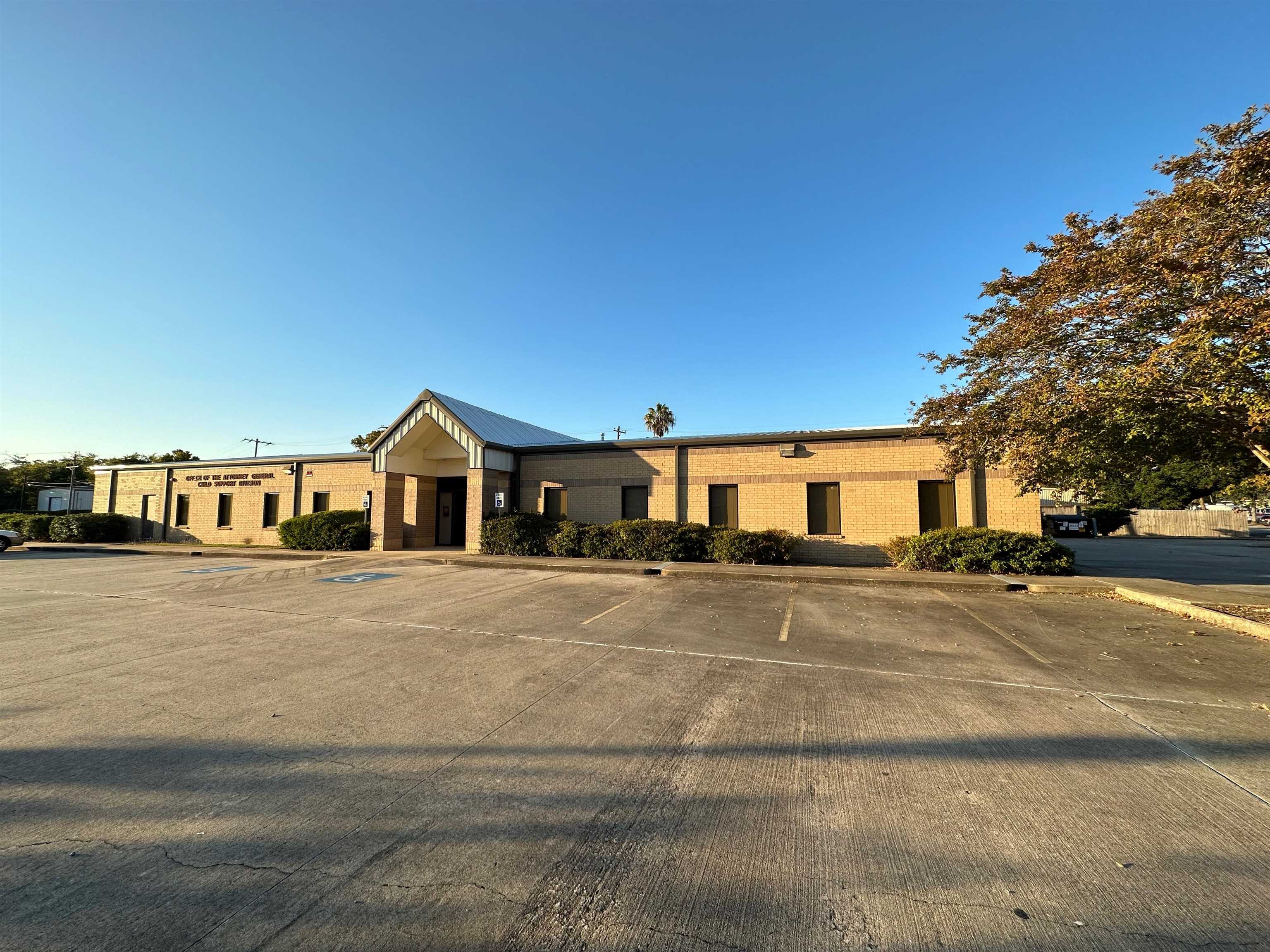 1110 Calder St, Beaumont, TX 77701