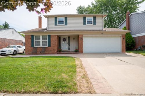 4897 Jackson St, Trenton, MI, 48183-4575 | Card Image