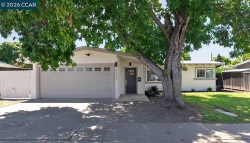 2755 Eastgate Ave, Concord, CA, 94520-4723 | Card Image