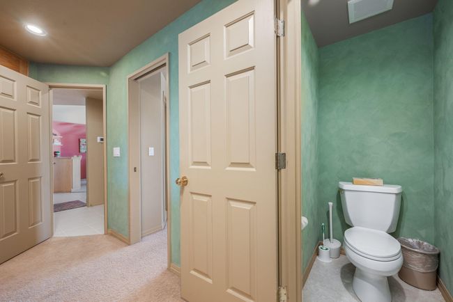 59-web-or-mls-1-16-25 19717 Mt Bachelor | Image 37