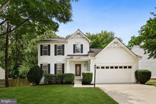 9242 Matthew Dr, MANASSAS PARK, VA, 20111-2445 | Card Image