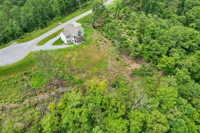 497 Jakes Landing Way S, Home with 3 bedrooms, 3 bathrooms and null parking in Ellijay GA | Image 46