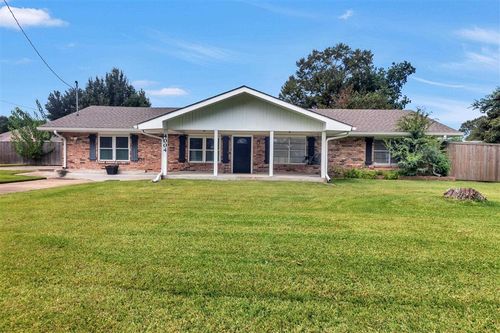 4004 Evergreen St, Lake Charles, LA, 70605-2312 | Card Image