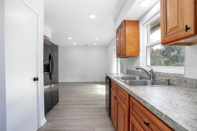 Kitchen | Image 8